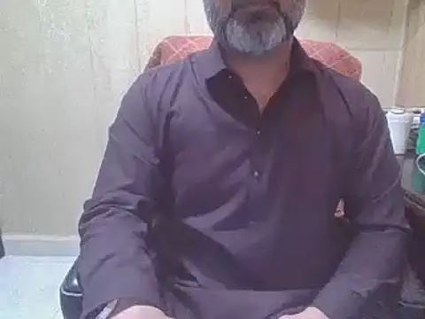 hairymaster95 online show from 04/13/26, 04:18