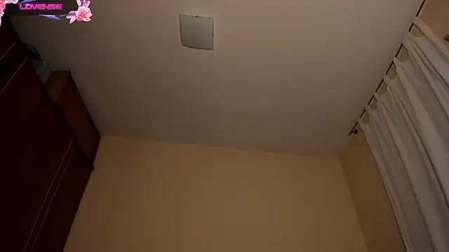 stefany miller77 online show from 10/20/25, 05:08