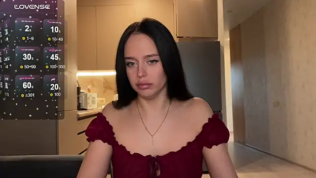 Megan Nilson online show from 04/21/26, 09:37