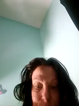 Laserkitten online show from 10/04/25, 06:11