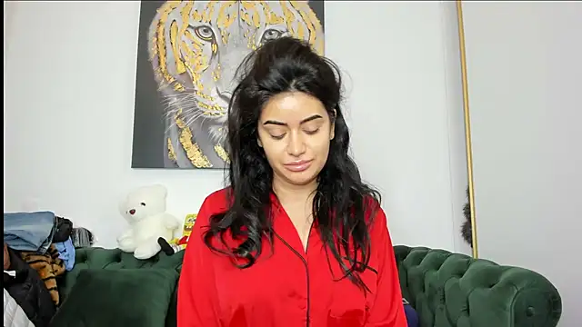 AnnaKarin online show from 02/24/25, 09:21