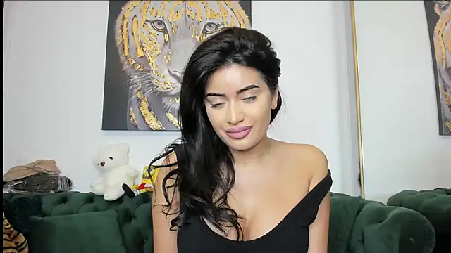 AnnaKarin online show from 02/24/25, 07:41