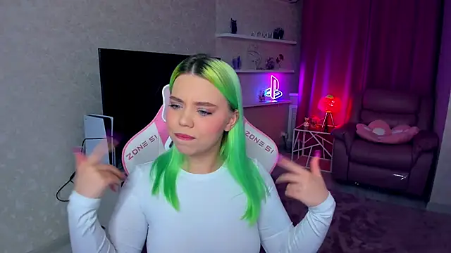 EnergyBunny 1 online show from 10/22/25, 05:24