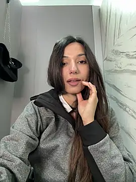 Snapshot of _MiaQueen_ chatting on 04/30/26, 10:25 MiaQueen online show from 04/30/26, 10:25