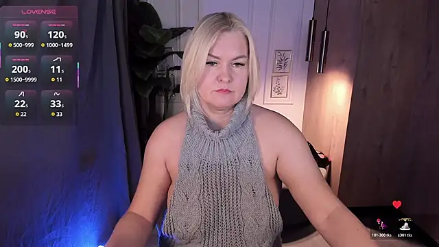 YolandaKiss online show from 02/02/26, 08:29