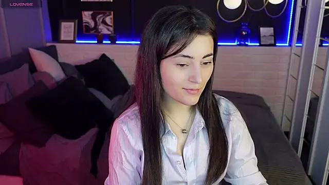 KylieMellow online show from 02/28/25, 05:48