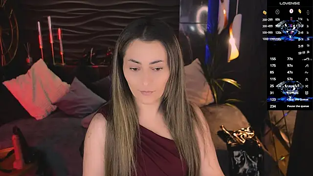 Snapshot of KylieMellow chatting on 07/10/26, 01:58 KylieMellow online show from 07/10/26, 01:58