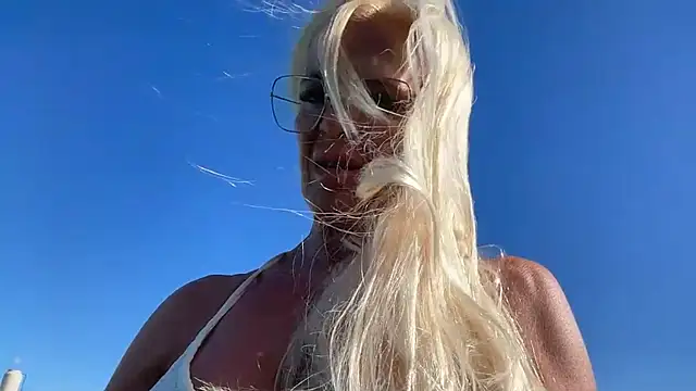 Reyna63 online show from 02/12/26, 08:15