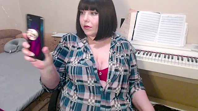 BettyMilla online show from 02/16/26, 06:26