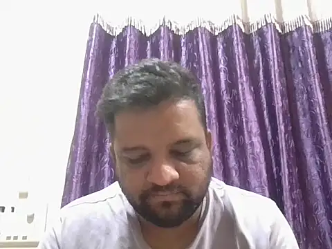 Snapshot of dhruv_love chatting on 03/13/26, 05:52 dhruv love online show from 03/13/26, 05:52