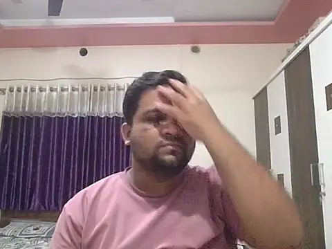Snapshot of dhruv_love chatting on 05/09/26, 01:27 dhruv love online show from 05/09/26, 01:27