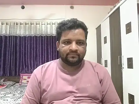 Snapshot of dhruv_love chatting on 05/17/26, 05:42 dhruv love online show from 05/17/26, 05:42