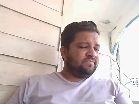 Snapshot of dhruv_love chatting on 05/20/26, 05:02 dhruv love online show from 05/20/26, 05:02