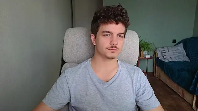 Remy Miles online show from 10/21/25, 07:09