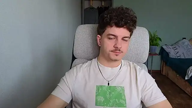 Remy Miles online show from 04/24/26, 05:54