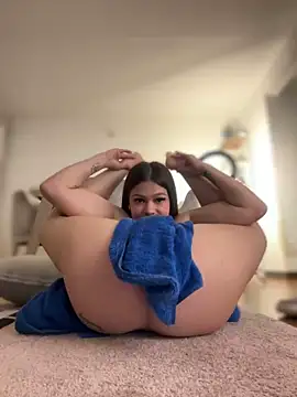 Alyshanon18 online show from 03/08/25, 02:55