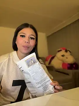 Alyshanon18 online show from 03/21/25, 04:39