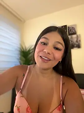 Alyshanon18 online show from 10/20/25, 10:10