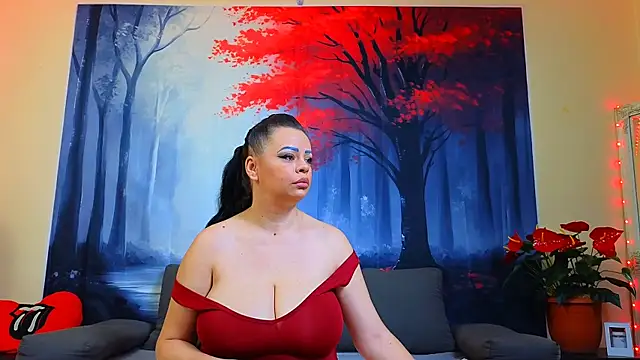 ElizabethEven online show from 02/18/25, 09:31