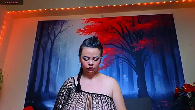 ElizabethEven online show from 03/20/25, 12:30