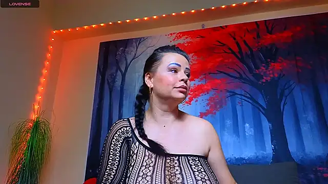 ElizabethEven online show from 03/20/25, 09:35