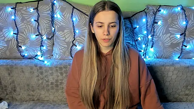 MaggieCake online show from 12/26/24, 03:59