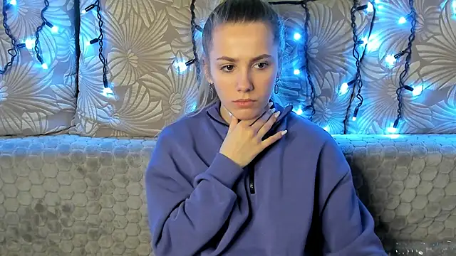 MaggieCake online show from 01/12/25, 09:19