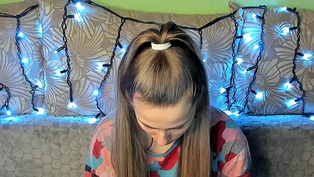 MaggieCake online show from 01/29/25, 05:09