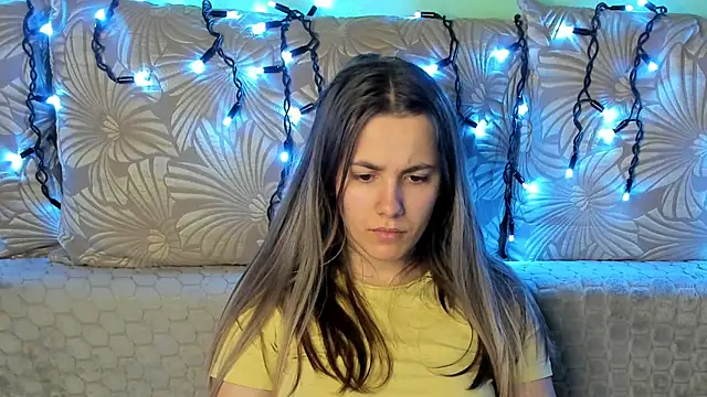 MaggieCake online show from 02/17/26, 03:47