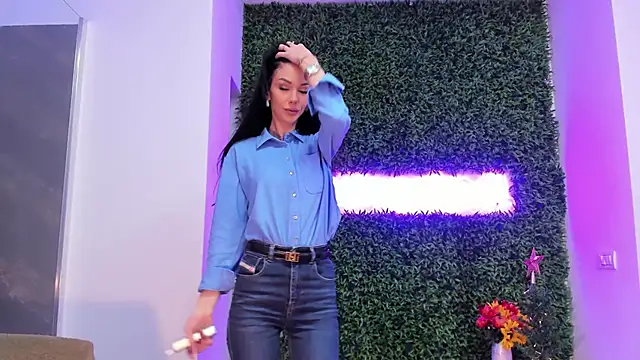 realhotfallingdevil online show from 12/04/25, 05:28