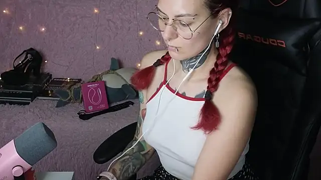 Ginger Stay online show from 09/17/25, 09:38