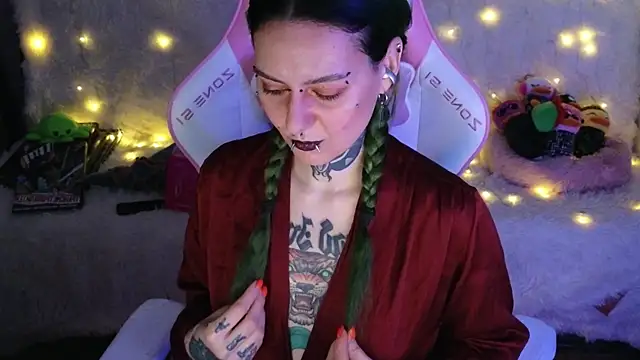 Ginger Stay online show from 04/15/26, 07:48