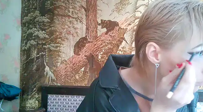 Snapshot of WildMissNiks chatting on 02/10/25, 09:04 WildMissNiks online show from 02/10/25, 09:04