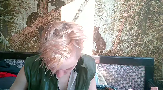 Snapshot of WildMissNiks chatting on 02/18/25, 07:43 WildMissNiks online show from 02/18/25, 07:43