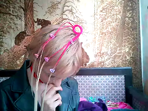 Snapshot of WildMissNiks chatting on 02/25/25, 11:19 WildMissNiks online show from 02/25/25, 11:19