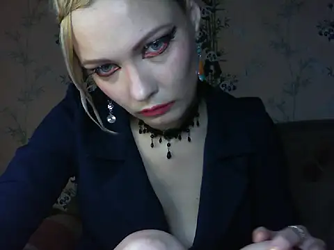 Snapshot of WildMissNiks chatting on 05/20/26, 07:36 WildMissNiks online show from 05/20/26, 07:36