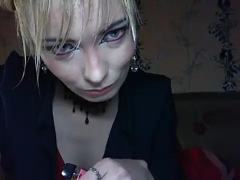 Snapshot of WildMissNiks chatting on 06/06/26, 06:40 WildMissNiks online show from 06/06/26, 06:40