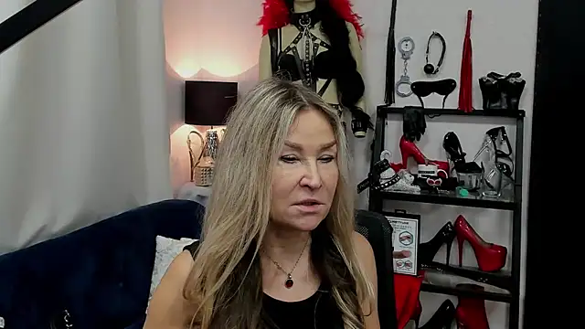 crystaLUX online show from 01/27/25, 06:30