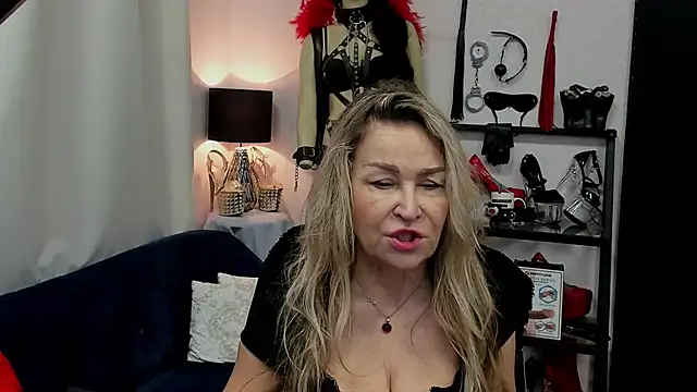 crystaLUX online show from 02/28/25, 05:48