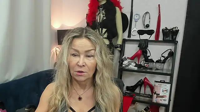 crystaLUX online show from 12/19/25, 05:14