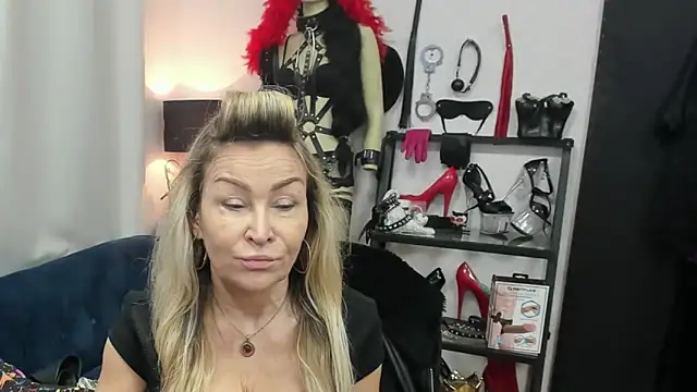 crystaLUX online show from 03/23/26, 05:11