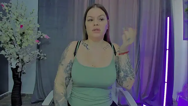 Raven Luna online show from 01/06/25, 10:24