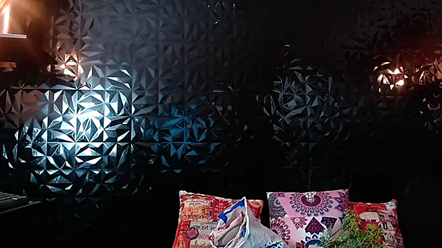 Snapshot of PINK__LOLA1 chatting on 09/09/25, 11:48 PINK  LOLA1 online show from 09/09/25, 11:48