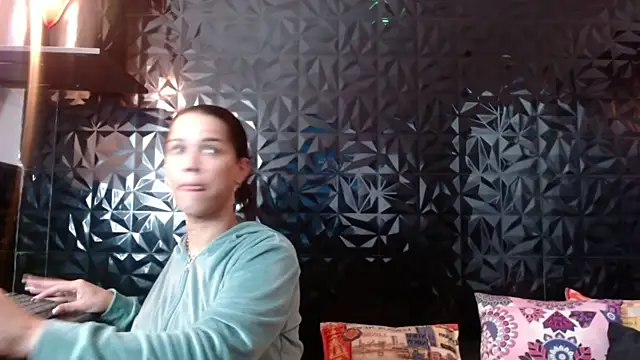 Snapshot of PINK__LOLA1 chatting on 10/09/25, 12:52 PINK  LOLA1 online show from 10/09/25, 12:52