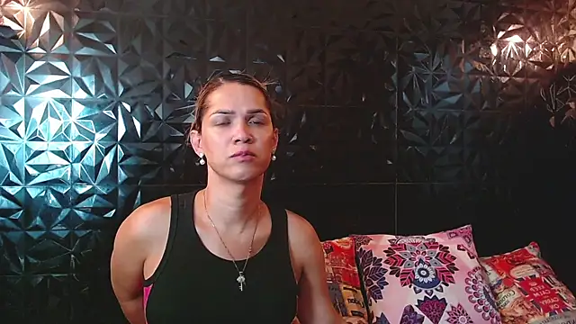 Snapshot of PINK__LOLA1 chatting on 06/25/26, 10:47 PINK LOLA1 online show from 06/25/26, 10:47