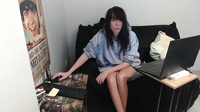 missthon0 online show from 02/24/25, 10:15