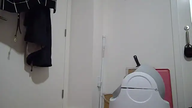 Snapshot of candidcandice chatting on 02/14/26, 04:26 candidcandice online show from 02/14/26, 04:26