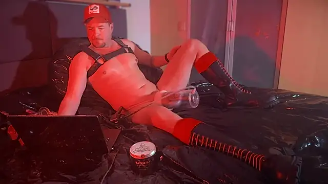 Snapshot of PumpChester82 chatting on 03/13/25, 04:45 PumpChester82 online show from 03/13/25, 04:45