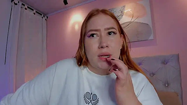 hannamartinn online show from 11/07/25, 02:33