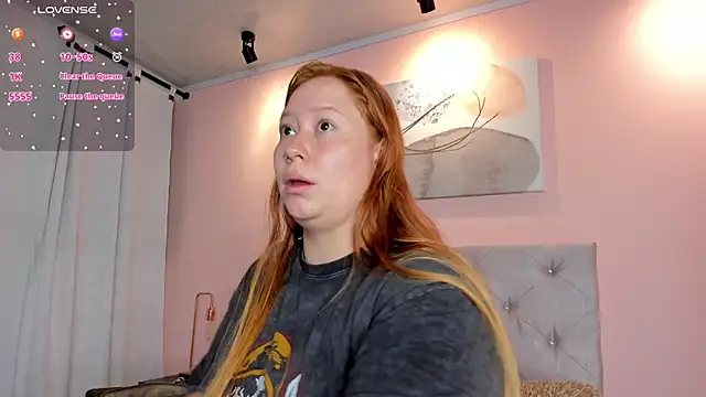 Snapshot of hannamartinn chatting on 05/19/26, 03:29 hannamartinn online show from 05/19/26, 03:29
